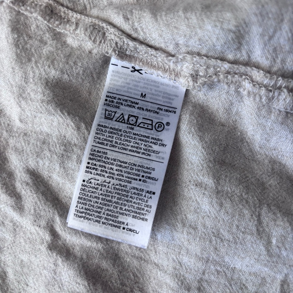 Old Navy Cream Linen Blend Shirt size Medium Minimalist - Picture 4 of 7
